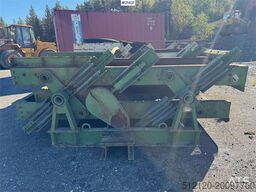 Ludwig Binder Linear quarry sieve.