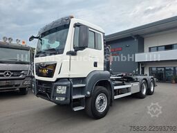 MAN TGS 33.470 / 6X4 / Hiab /33ton Chassis/ WENIG KM
