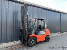 Toyota 7FGF30