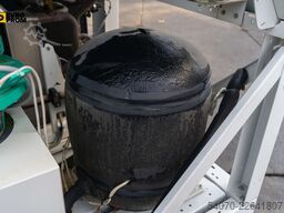 Used Industrial Chiller CARRIER - 611 kW | With warranty
