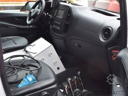 Mercedes-Benz Vito 4x4 Notarzt Einsatzfahrzeug NEF