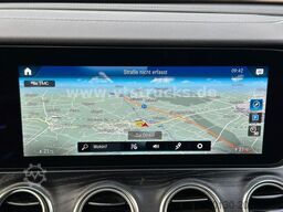 MERCEDES-BENZ E-Klasse T-Modell E 300 de 4Matic Leder