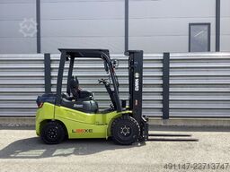 Clark L25XE