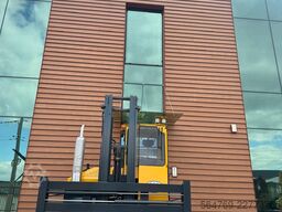 Combilift C2500 / Compact / Wide positioner