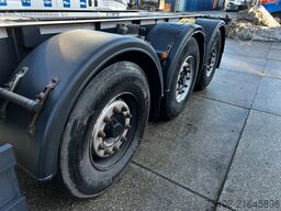 Renders F08FJ3HWSA Euro 800 3DFCST / Container Chassis ...