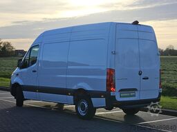 MERCEDES-BENZ SPRINTER 317 L2H2 RWD Mbux10