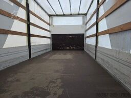 DAF LF 170 Gardine, wie neu, nur 82 TKM Original !