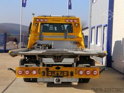 IVECO DoKa 70C18H/P Schiebeplateau