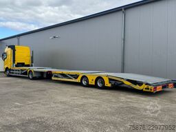 VOLVO FH mit Anhänger für 6 PKW