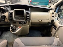 RENAULT Trafic 9 Sitze Klima 2.Hand PDC NAVI R-CAM AHK
