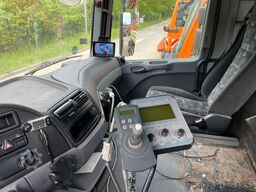 MERCEDES-BENZ Actros 1832 L / Streuaufbau Schmidt  STRATOS