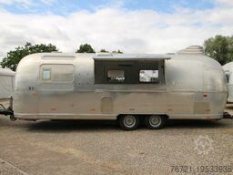 Airstream Land Yacht Overlander Catering + Foodtrailer