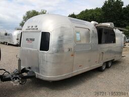 Airstream Land Yacht Overlander Catering + Foodtrailer