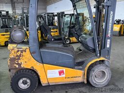 Jungheinrich TFG425 5m/ 4466mh/ 2010y