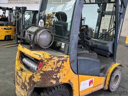 Jungheinrich TFG425 5m/ 4466mh/ 2010y