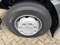 Renault D 12 MED P 4X2 240E6 RENTAL