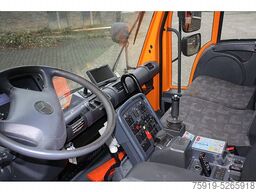 Mercedes-Benz UNIMOG 300 Wandler mit Kran PK 9002 u. Seilwinde