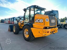 JCB TM 320 T4F * AGRI * Q-FIT * 40Km/h * VOLLGUMMI *