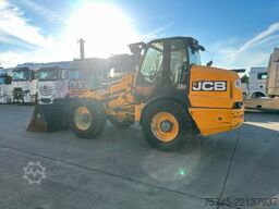 JCB TM 320 T4F * AGRI * Q-FIT * 40Km/h * VOLLGUMMI *
