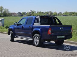 ISUZU D-MAX 2.5D DubbeleCabine Export