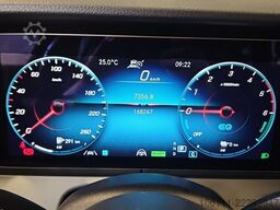 MERCEDES-BENZ E 300 de 4Matic T-Modell Burmester Pano Head-UP