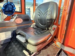 Combilift CBE2500 TRIPLEX 4900 POSITIONER CABIN