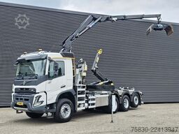 Volvo FMX 460 8x4*4 / HMF Z KRAAN + HYVA LIFT