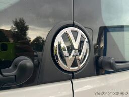 VW Crafter 35 Kasten 4x4 L2H1 - Navi