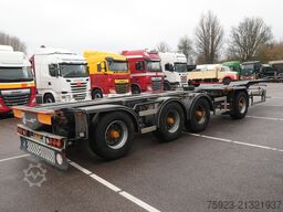 Nooteboom Breaker container transport trailer