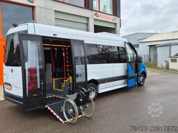 MERCEDES-BENZ Sprinter 517 Heckniederflur Vorlauffahrzeug