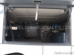 Neoplan Skyliner L / Full option