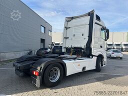 Mercedes-Benz Actros 1842 Bigspace / 812 dkm / 2 Tanks / Nigh...
