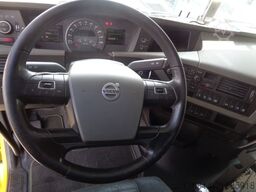 VOLVO FH460 verstellbare Sattelkupplung 2x Tank