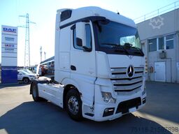 Mercedes-Benz Actros 1848