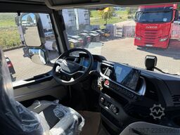 IVECO S-WAY AS440S58 T/FP mit ADR Intarder