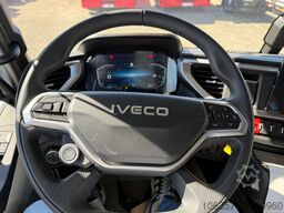 IVECO S-WAY AS440S58 T/FP mit ADR Intarder