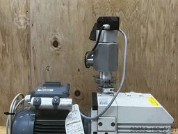 Leybold D8 B Zweistufige Drehschieber-Vakuumpump