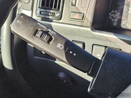 VOLVO FM 11.330 3 SEATS LIFT 290TKM