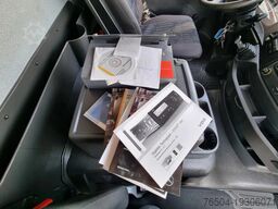 Mercedes-Benz Atego 1218 Koffer/ Ladebordwand/ Airco/ Grau Me...