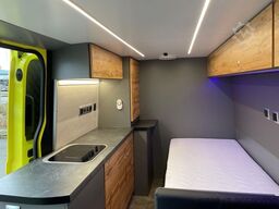 MAN TGE 3.180 L3H2 BF4 BEGLEITFAHRZEUG STANDHZ ACC