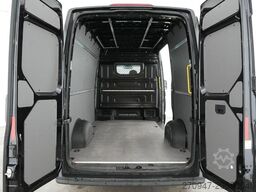 VOLKSWAGEN Crafter Kasten 35 L3H3 NAVI KLIMA DAB PDC