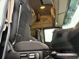 IVECO S-WAY AS260S49Y/FP CM SDG BDF Retarder