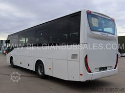 Iveco Crossway Line 10.8m Pop light