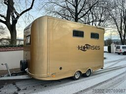Steinsberger 3-Pferdeanhänger mit Wohnung