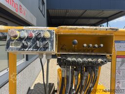 NIFTYLIFT HR12NDE Knikarmhoogwerker / Arbeitsbuhne HYBRIDE Kubota diesel 4x2 2011