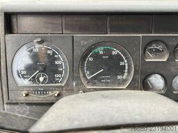 Iveco Eurotrakker 260 E 30 (MANUAL PUMP / POMPE MANUE...