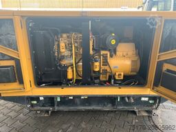 CATERPILLAR DE88E3 / Stromerzeuger / 80KVA / 2015 / 14.180h