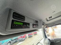 MERCEDES-BENZ Axor 1833 K  2-Achs Kipper Kran iferst