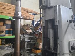 Liebherr L-1200