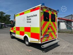 MERCEDES-BENZ Sprinter 519 / 4x4 / RTW / WAS / Trage
